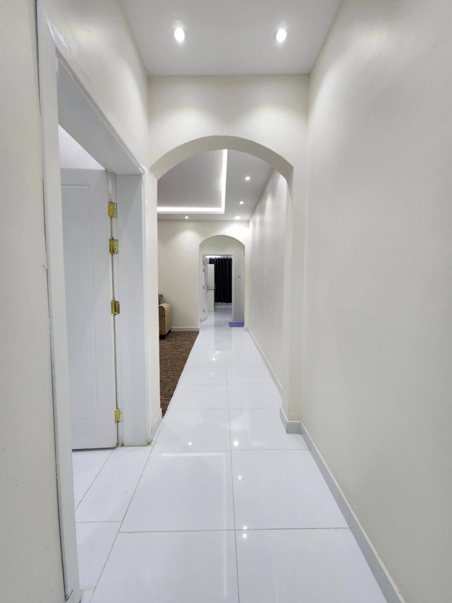 Yaqoot Al Madina Suites Al Awali Экстерьер фото
